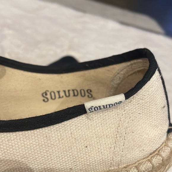 Solids Colour Block Lace Up shoes - Picture 5 of 8